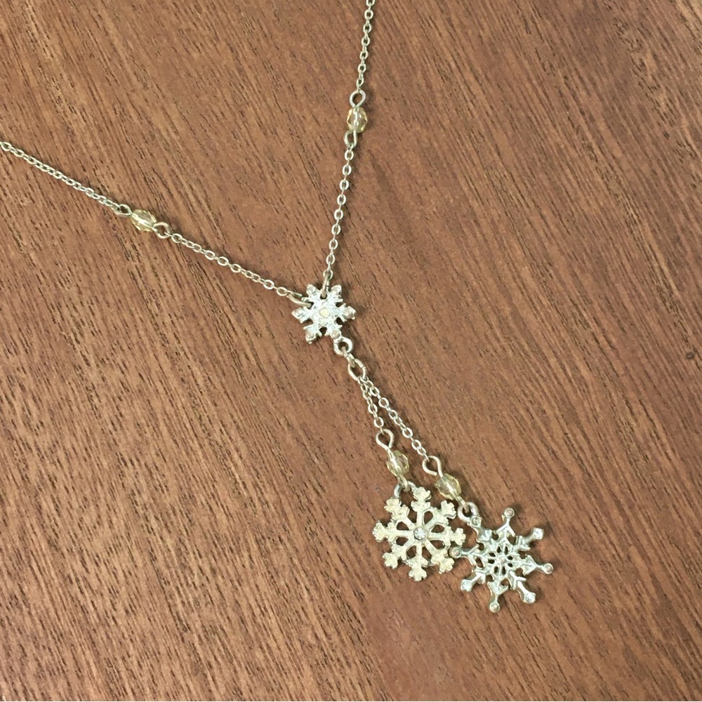 Silver Snowflake Necklace - Picture 4 of 7